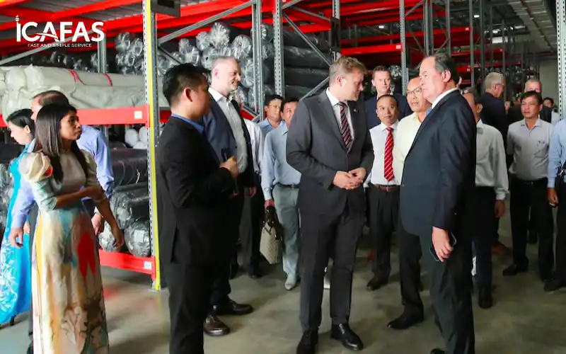 Chính sách ưu tiên có quốc tịch cho người đầu tư, chuyên gia,.. có đóng góp đặc biệt là một bước tiến pháp lý, ưu tiên sự phát triển trong nước